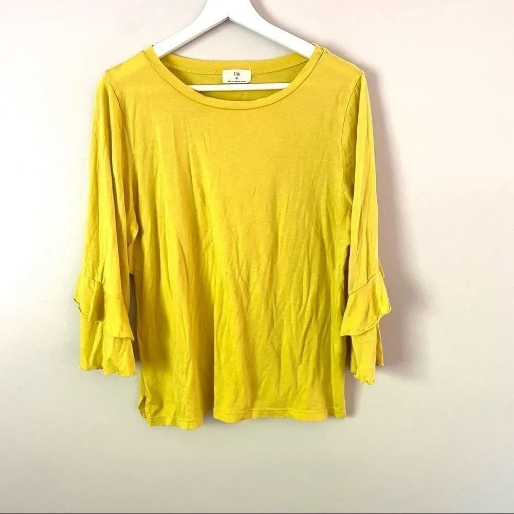 Anthropologie t.la ruffled bell sleeve medium
